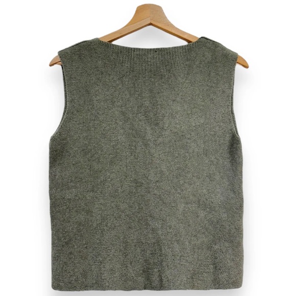 MADE IN ITALY CHIC KNIT BUTTON DOWN VEST - Picture 3 of 3